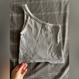 One shoulder cropped bra